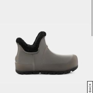 Ugg raincloud clear boots